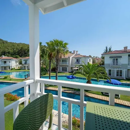 Portville Holiday Villas - Dila Villa