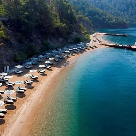 Portville Holiday Villas - Dila