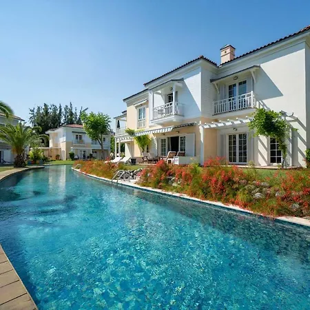 Portville Holiday Villas - Dila 戈西克