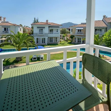 Portville Holiday Villas - Dila